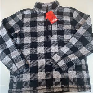 BNWT North Face Plaid 1/4 Zip Fleece